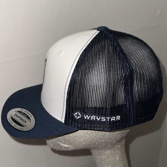 NWT Yupoong navy blue & white snapback trucker hat with Lighthouse embroidery - Picture 2 of 6